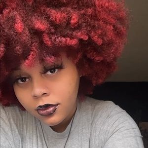 Meet your Posher, Jonique